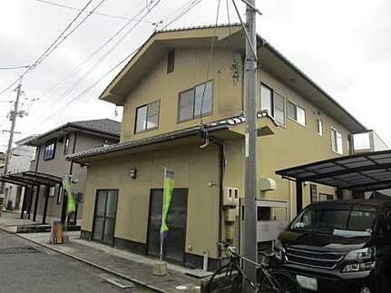 祇園1丁目中古建ての前面道路含む現地写真