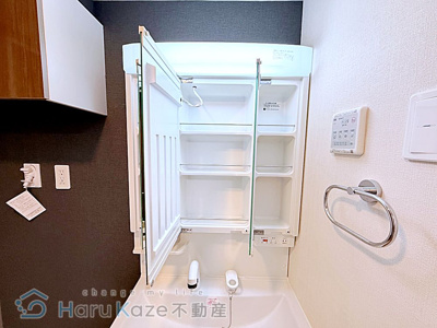 【独立洗面台】 | シャングリラ【名古屋市賃貸・各戸専用宅配ボックス】