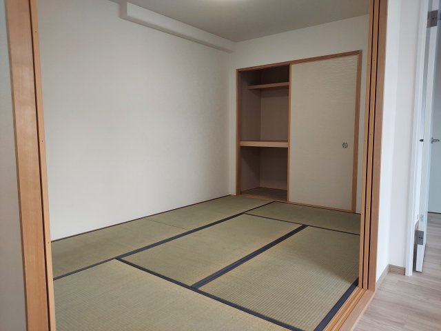 ラ・ビスタ宝塚エスティオ1番館の和室|和室約6帖