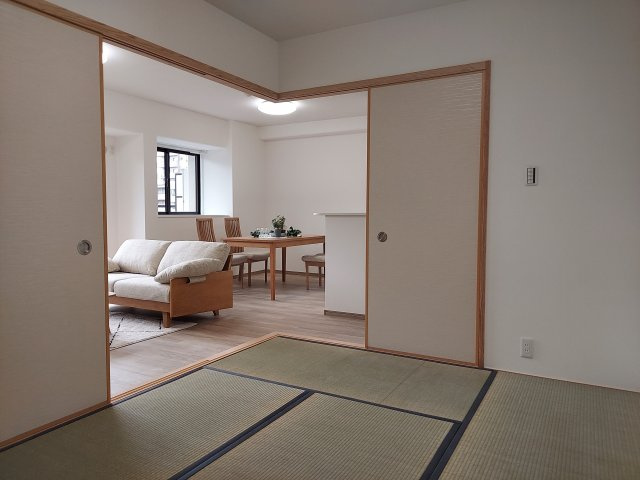 ラ・ビスタ宝塚エスティオ1番館の和室|和室約6帖
