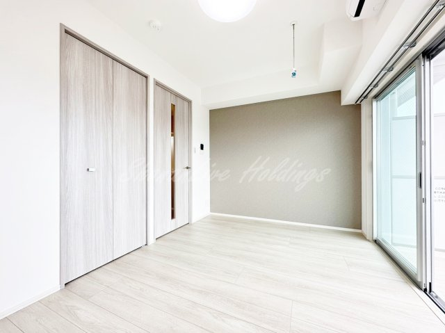 平塚市明石町の賃貸マンションの居間・リビング