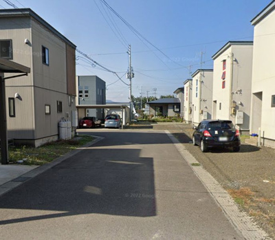 【前面道路含む現地写真】 | 大館市字観音堂・中古住宅