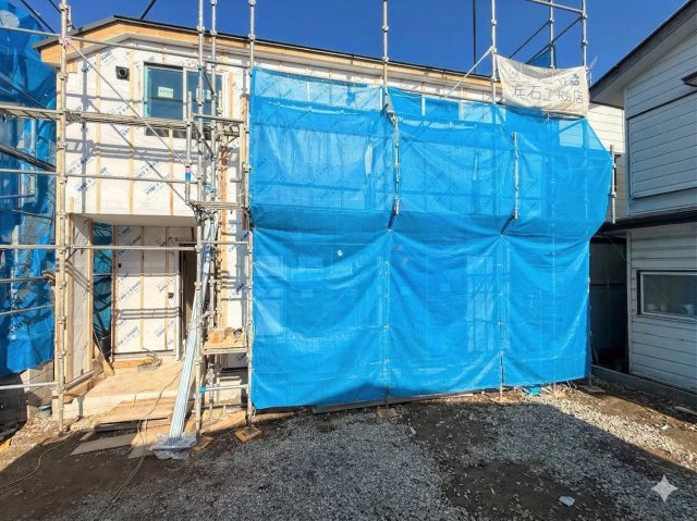 泉区和泉が丘2丁目　新築戸建て　第3の外観|◆一戸建てを中心とした街並みが整然と続き、周辺は高い建物が建っていないので、緑の多い閑静な趣を感じる環境です。街並みや周辺環境も重要なポイントです！！
