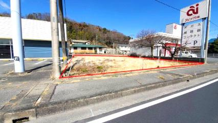 大里郡寄居町大字寄居　建築条件なし（土地１５１坪超）の前面道路含む現地写真