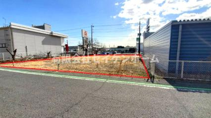 大里郡寄居町大字寄居　建築条件なし（土地１５１坪超）の前面道路含む現地写真