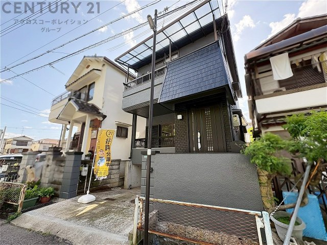 木造２階建て