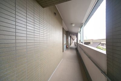 パークセリタ二子玉川のロビー|■集合ポスト■宅配ＢＯＸ■駐輪場