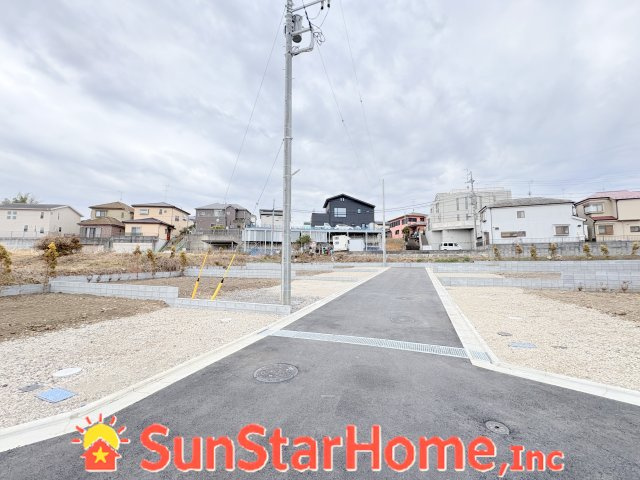 【サンスターホーム】あきる野市平沢　売地3区画の前面道路含む現地写真