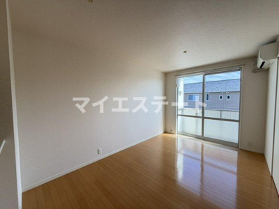 【居間・リビング】 | シャーメゾンルミエールⅠ