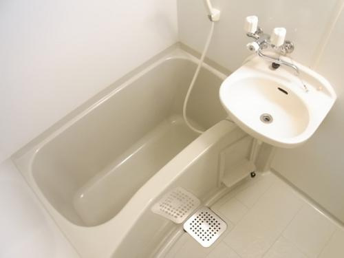 フルールウエハラの浴室