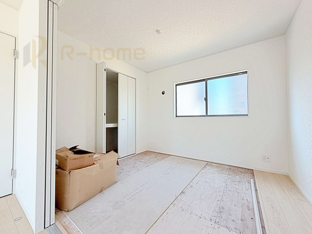 常総市本石下第12　新築戸建て　8号棟の和室|フローリングより衝撃が少ない和室は、ご両親のお部屋やキッズスペース、客間としても活用頂けます。