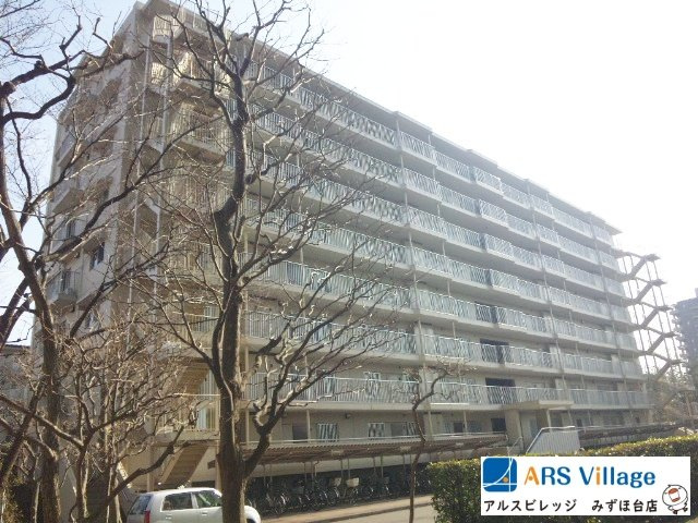 志木ニュータウン中央の森参番街5号棟