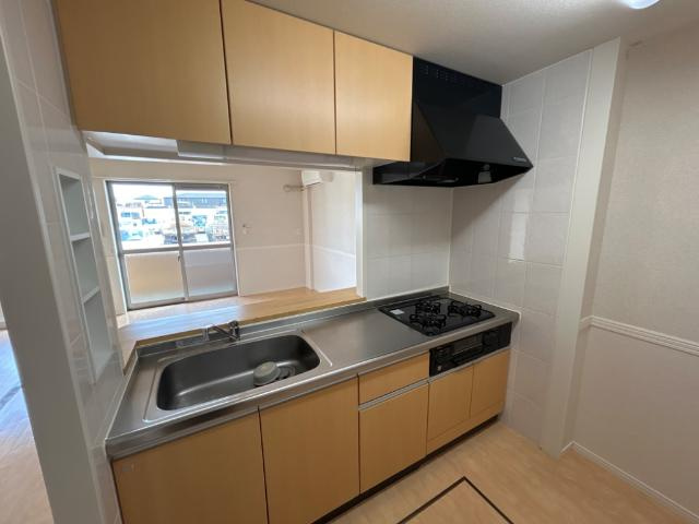 コンフォルトのキッチン|キッチン