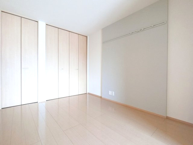 【寝室】