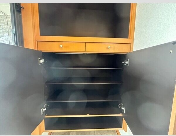 Wisteria(ウィステリア)　Bの玄関