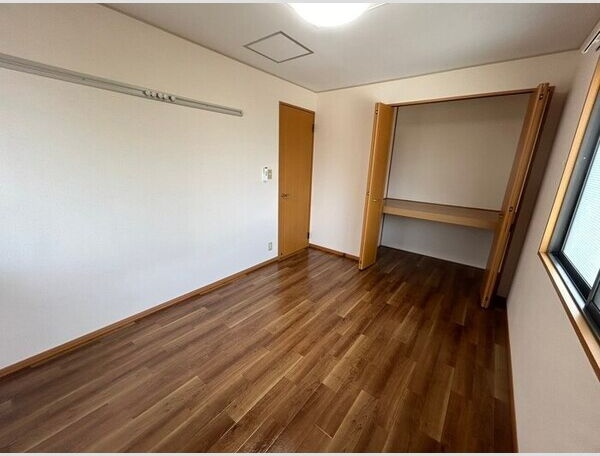 Wisteria(ウィステリア)　Bの内装