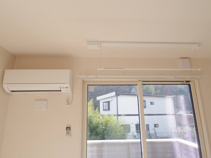 シーリーコートのセキュリティ|SECOMホームセキュリティ搭載・録画機能付きTVインターホン