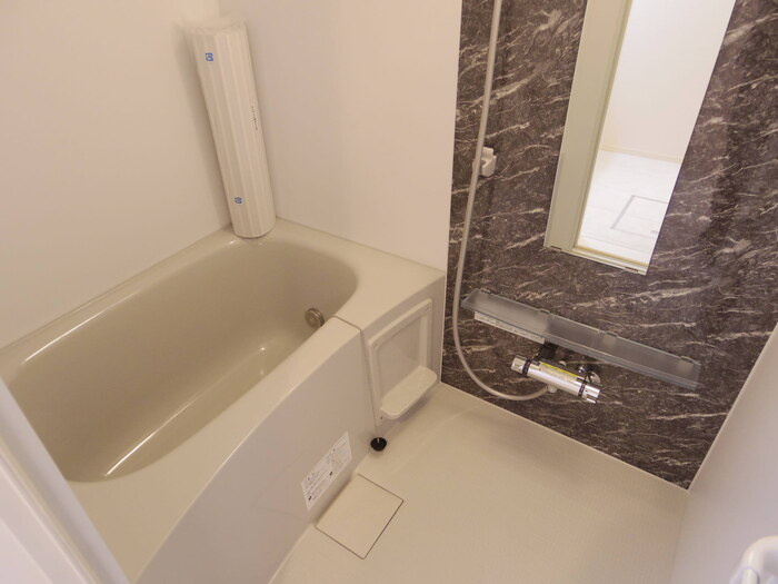 シーリーコートのキッチン|カウンターキッチン(IH対応ｺﾝｾﾝﾄ付き)