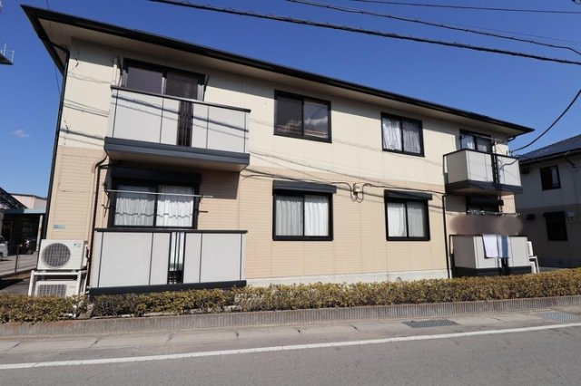 エスコルタ新町 B