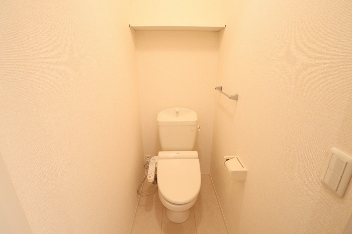 エクセル・エーデルハイムのトイレ|温水洗浄暖房便座