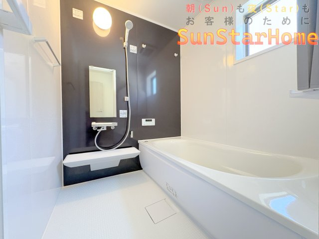 【サンスターホーム】羽村市小作台4丁目　新築5号棟の浴室
