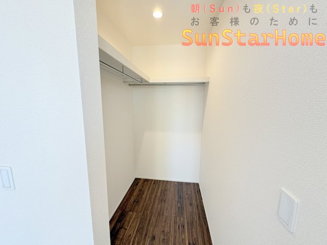 【サンスターホーム】羽村市小作台4丁目　新築5号棟の収納