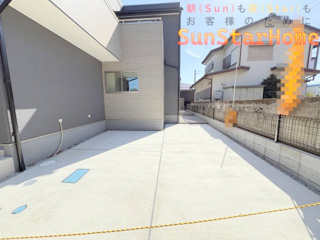 【サンスターホーム】羽村市小作台4丁目　新築5号棟の駐車場