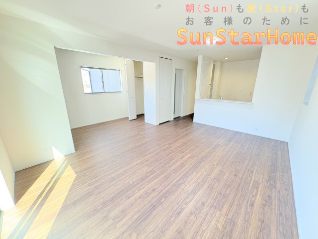 【サンスターホーム】羽村市小作台4丁目　新築5号棟の居間・リビング
