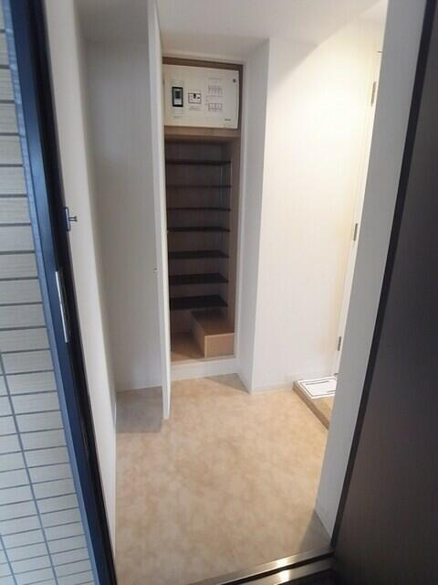 シャローム南小岩の玄関