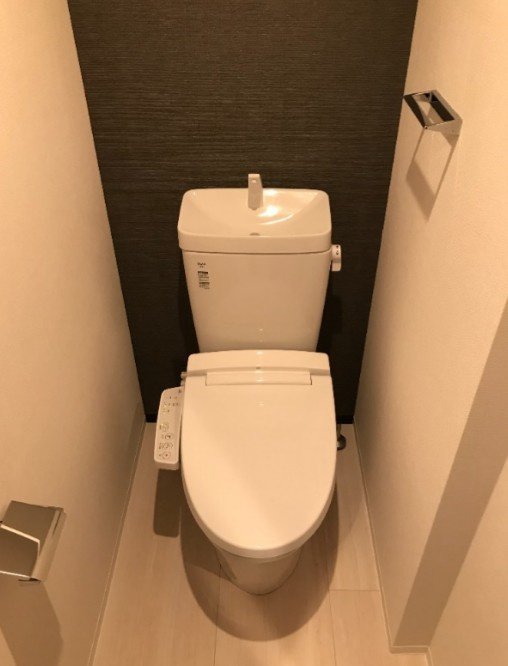 江戸川区東葛西１丁目のアパートのトイレ|同施工参照