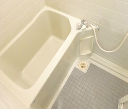 第3栄町レジデンスの浴室