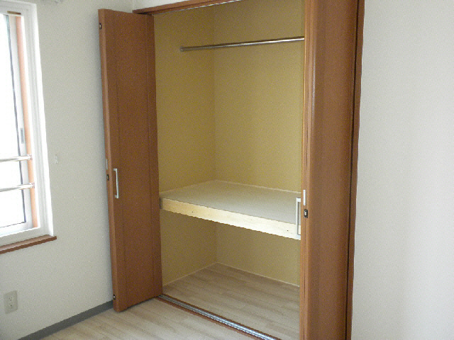 みずほ町ハイツの収納