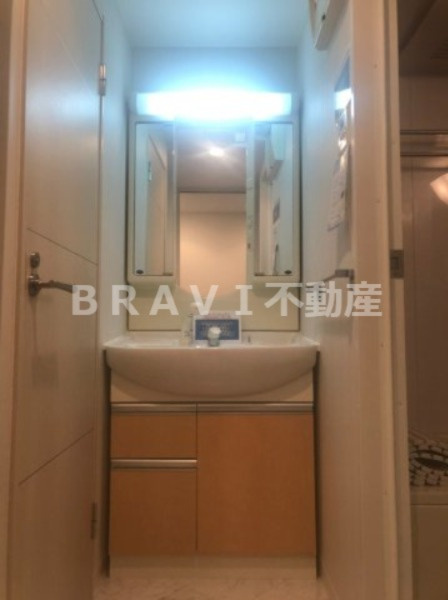 アーバネックス大手前　BRAVI不動産の独立洗面台|【アーバネックス大手前】