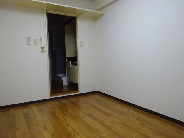 アムス小岩WESTの洋室