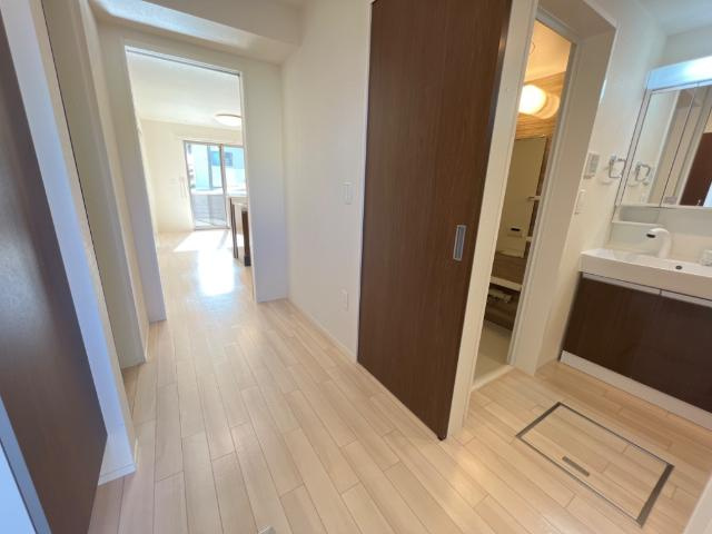 エルフォルクの内装|廊下