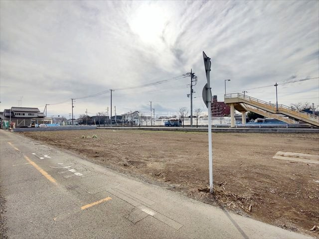 【前面道路含む現地写真】の画像