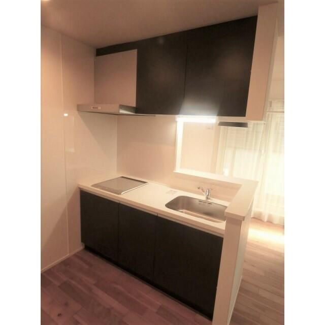 １４　ＯＮＥ　ＦＯＵＲ　ＭＩＮＡＭＩ　ＩＫＥＢＵＫＵＲＯのキッチン