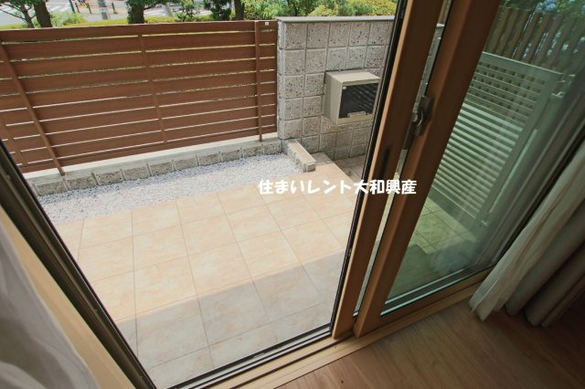 森野2丁目貸家の庭