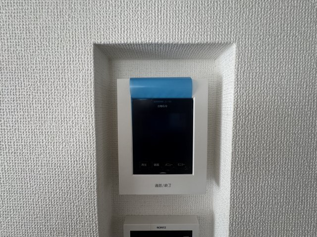 読谷村高志保（全2棟）のセキュリティ|1号棟　TVモニター付きインターフォン♪