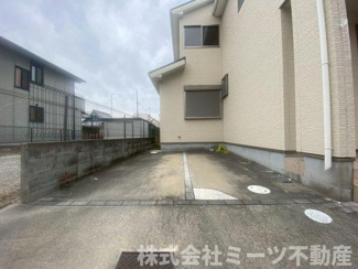 【駐車場】 | 荒本2丁目　中古戸建