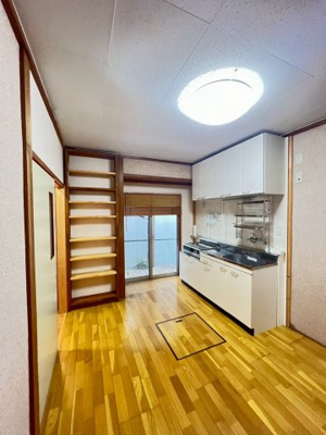 【居間・リビング】 | 茨木市豊川４丁目貸家