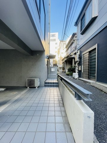 ＴＳＳ本郷ビルの外観