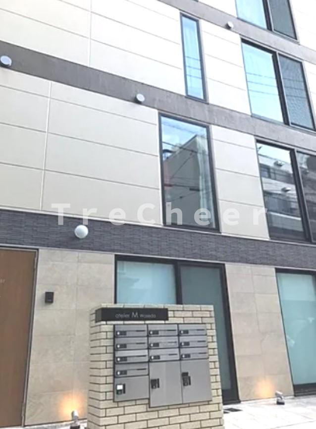 アトリエ・エム・早稲田のエントランス