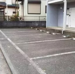 レオパレスＧ−Ⅲの駐車場