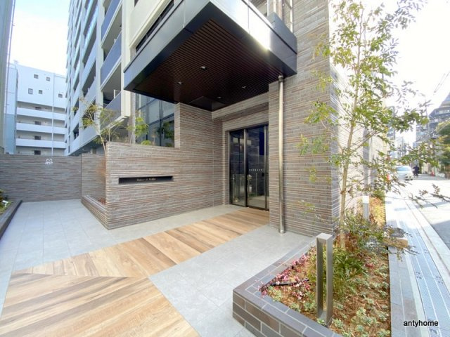 Quintet NAMBA(旧：レジュールアッシュNAMBA) 仲介手数料無料のエントランス