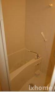 シャンピアコート茨木の浴室|コンパクトで使いやすいお風呂です