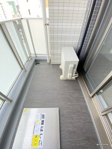 Quintet NAMBA(旧：レジュールアッシュNAMBA) 仲介手数料無料のバルコニー