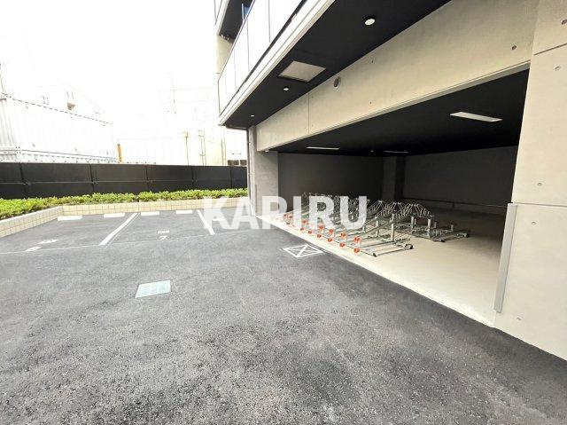 ファーストフィオーレ城北公園通の駐車場