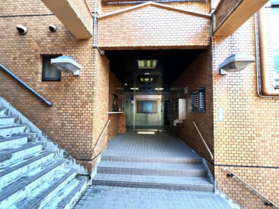  | ライオンズマンション大倉山第10 | ◆管理体制良好なマンションです。清潔感のあるエントランスに開放感のある住環境。