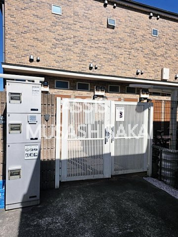 武蔵野テラスのエントランス